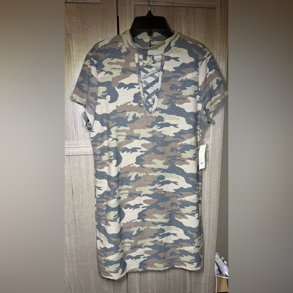 Camouflage Dress from‎ Francesca’s NWT - Picture 1 of 2